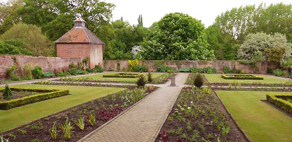 Eastcote House Gardens