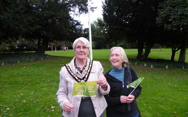 eastcotehousegreenflag