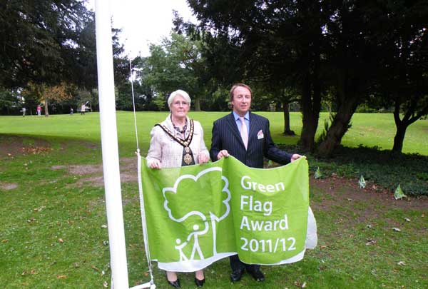 eastcotehousegreenflag