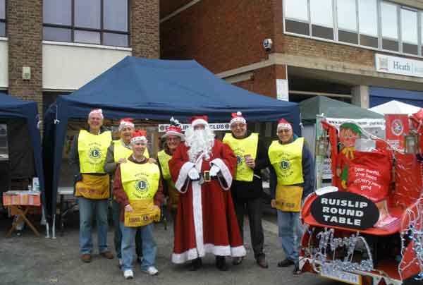 lionsandrotaryxmas2011